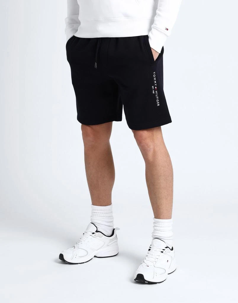 Tommy Hilfiger Shorts & Bermuda 2