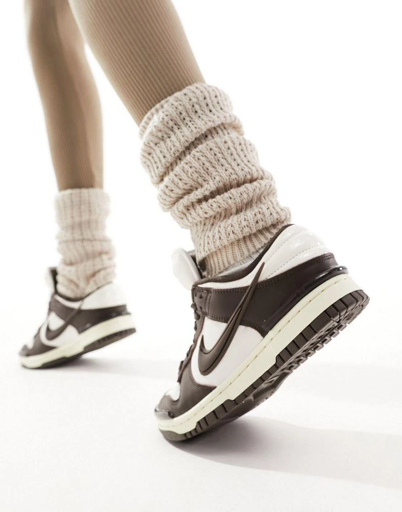 NIKE Nike Dunk Low Twist trainers in brown 4