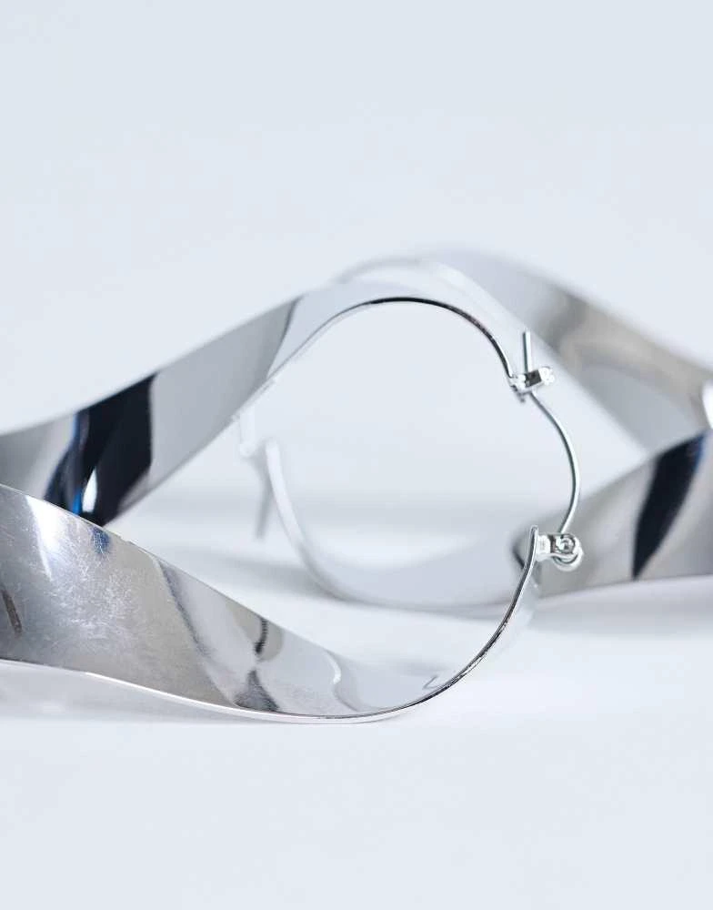 Topshop Topshop Charlotte twisted hoop earring in silver tone 3