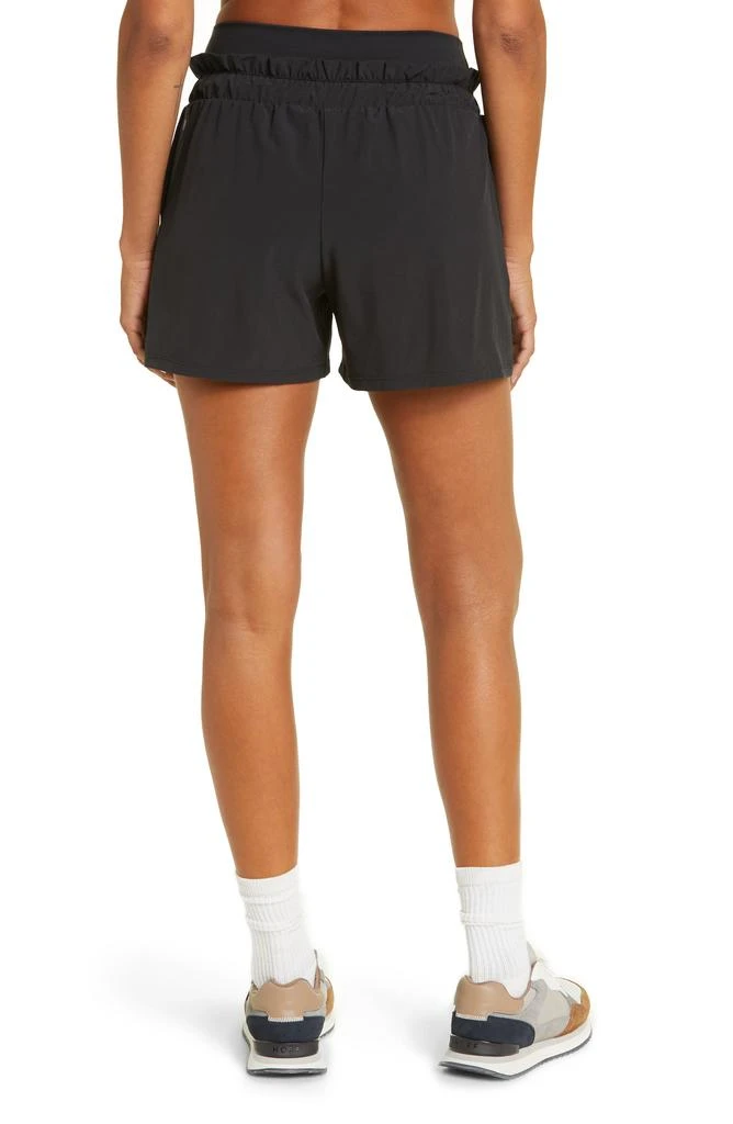 Zella Shirred Up Shorts 3