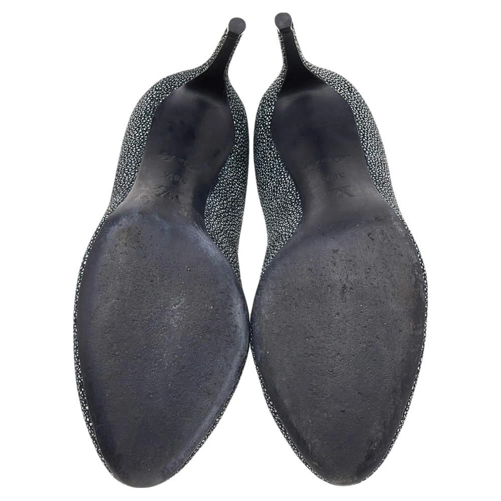 Louis Vuitton Louis Vuitton Grey Leather Pointed Toe Pumps Size 38.5 6