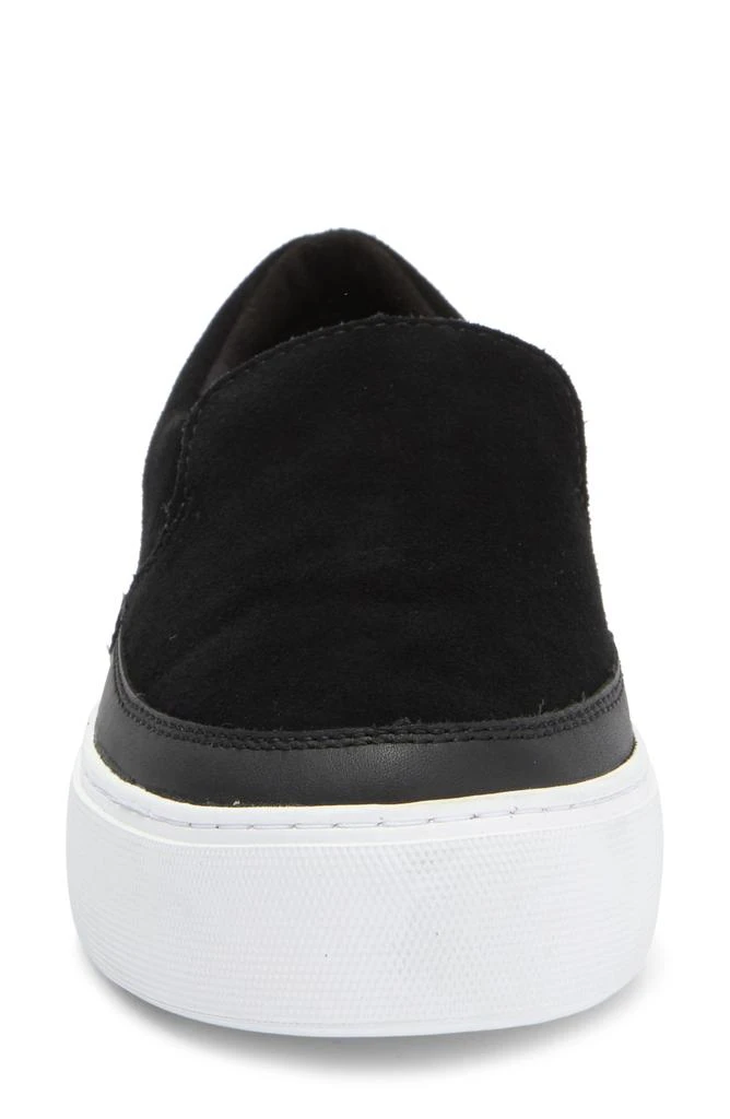 UGG Zilo Slip-On Sneaker 3