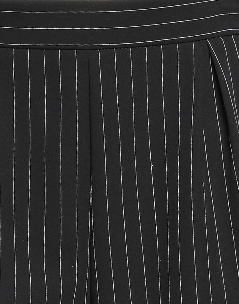 VICOLO Shorts & Bermuda 4