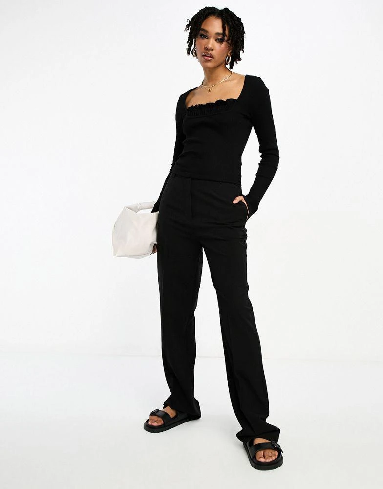 ASOS ASOS DESIGN Tall long sleeve top with gathered bust in black 4