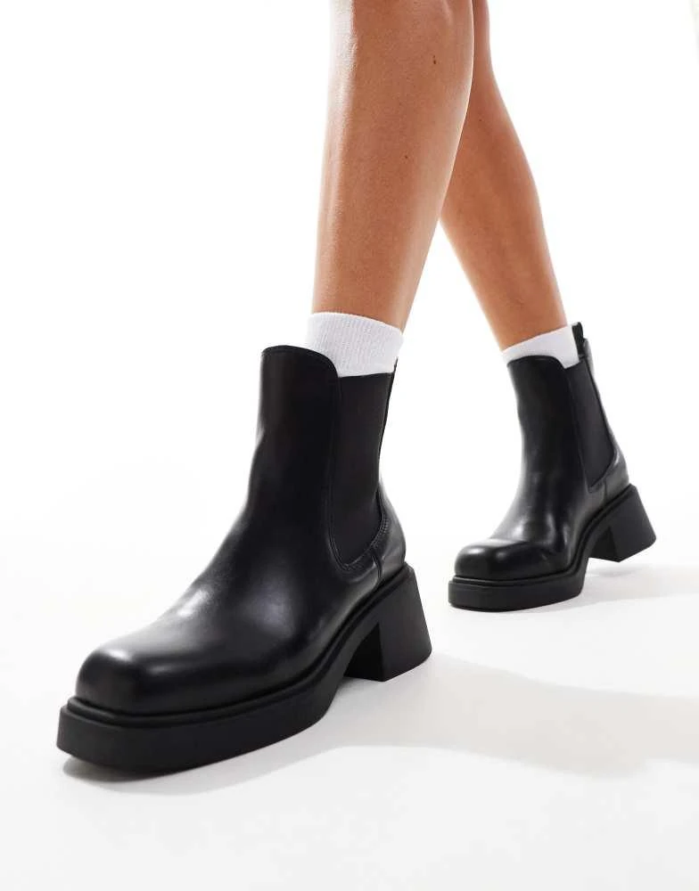 New Look New Look square toe low ankle boot in black 1