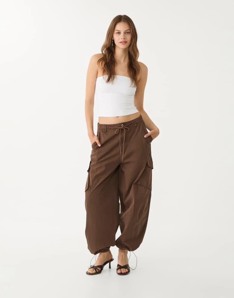 Stradivarius Stradivarius polyamide bandeau top in white 3