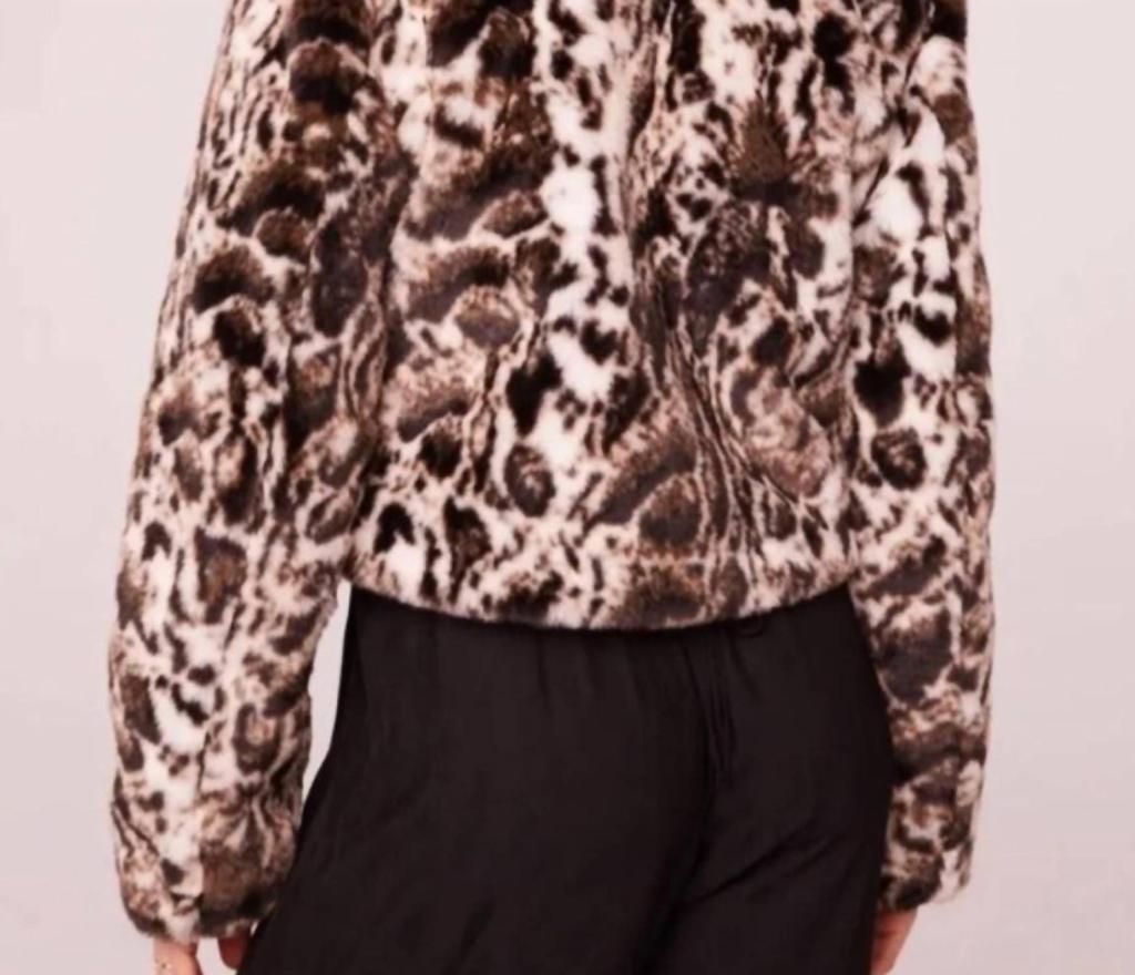 Band of Gypsies Band Of Gypsies - Crop Faux Fur Sweater