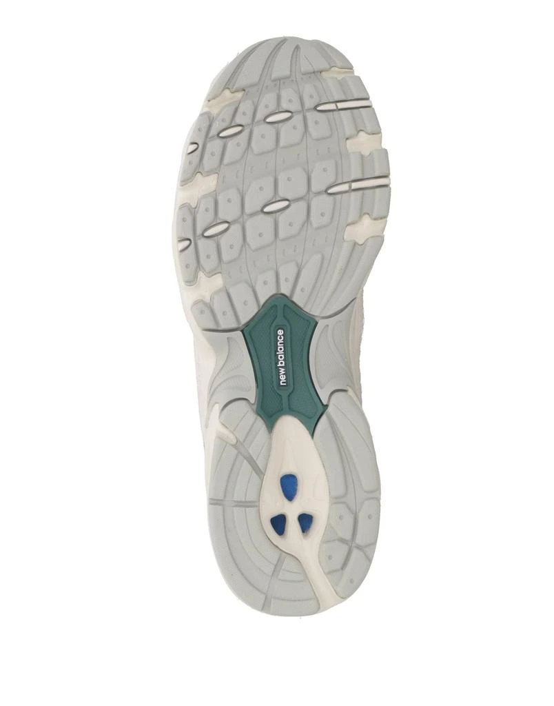 New Balance Sneakers 5