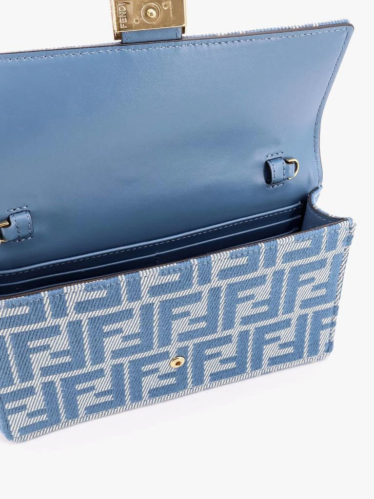 Fendi WALLET ON CHAIN BAGUETTE 5