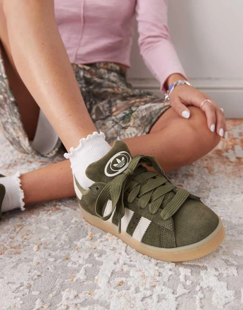 Adidas adidas Originals Campus 00s gum sole trainers in khaki and cream -  Sneakers - Free Shipping - BeyondStyle