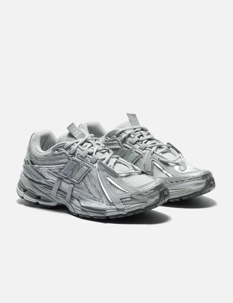 New Balance 1906A 4