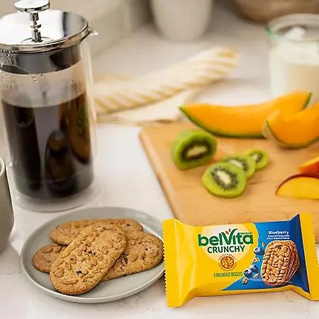 belVita belVita Blueberry Breakfast Biscuits, 4 biscuits per pack, 25 pk. 8