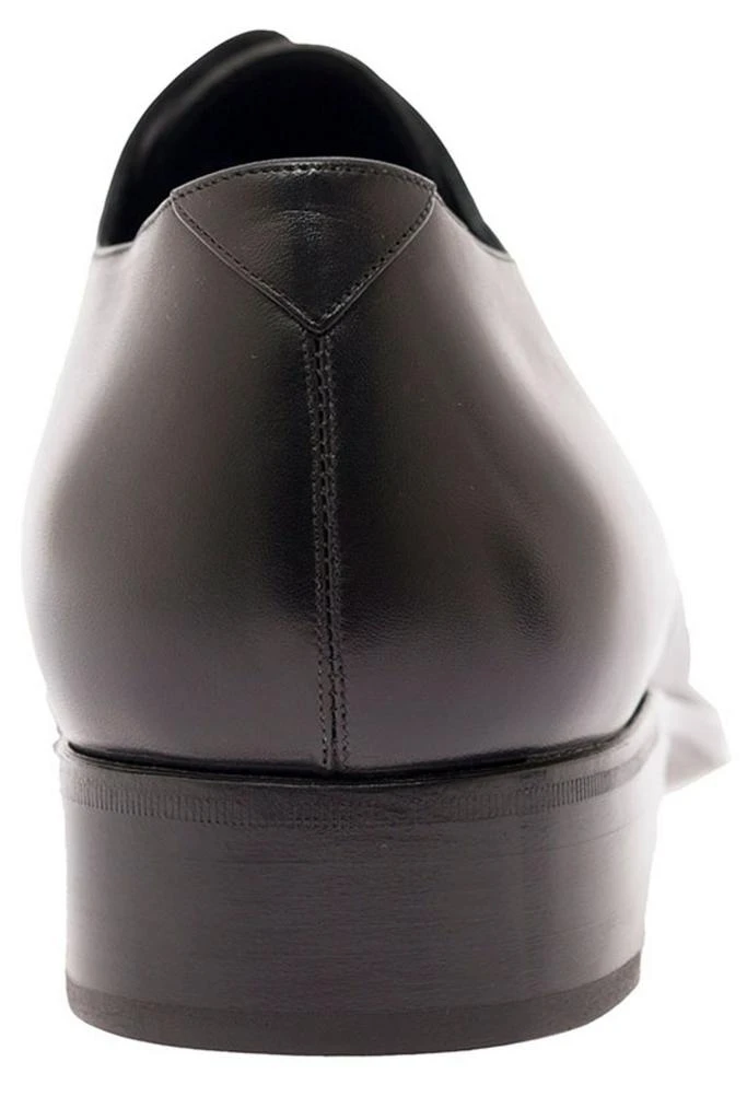 Yves Saint Laurent Saint Laurent Round Toe Classic Derby Shoes 4
