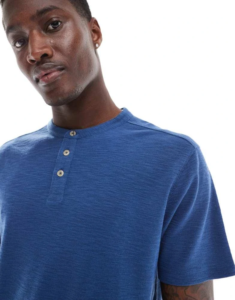 ASOS ASOS DESIGN henley t-shirt in navy 2