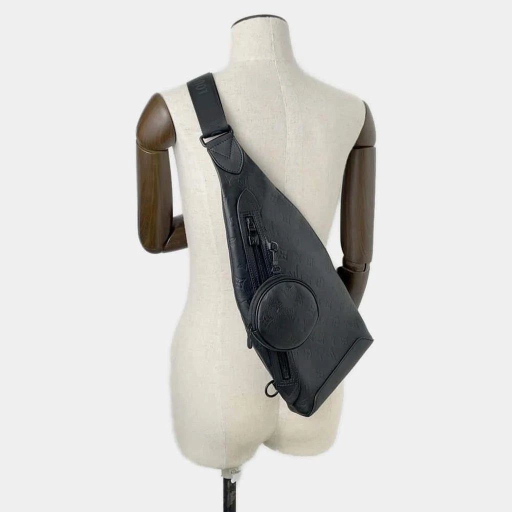 Louis Vuitton Louis Vuitton Noir Monogram Shadow duo sling bag 2