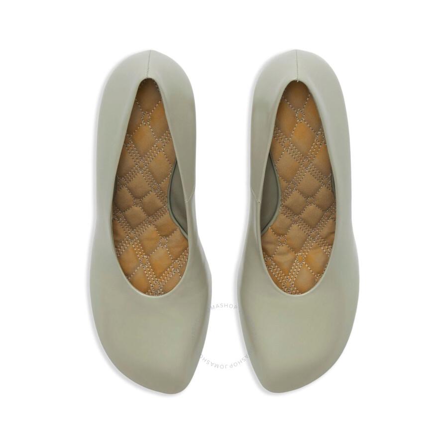 Burberry Burberry 85mm Slip-On Leather Pumps, Brand Size 36.5 (US Size 6.5)