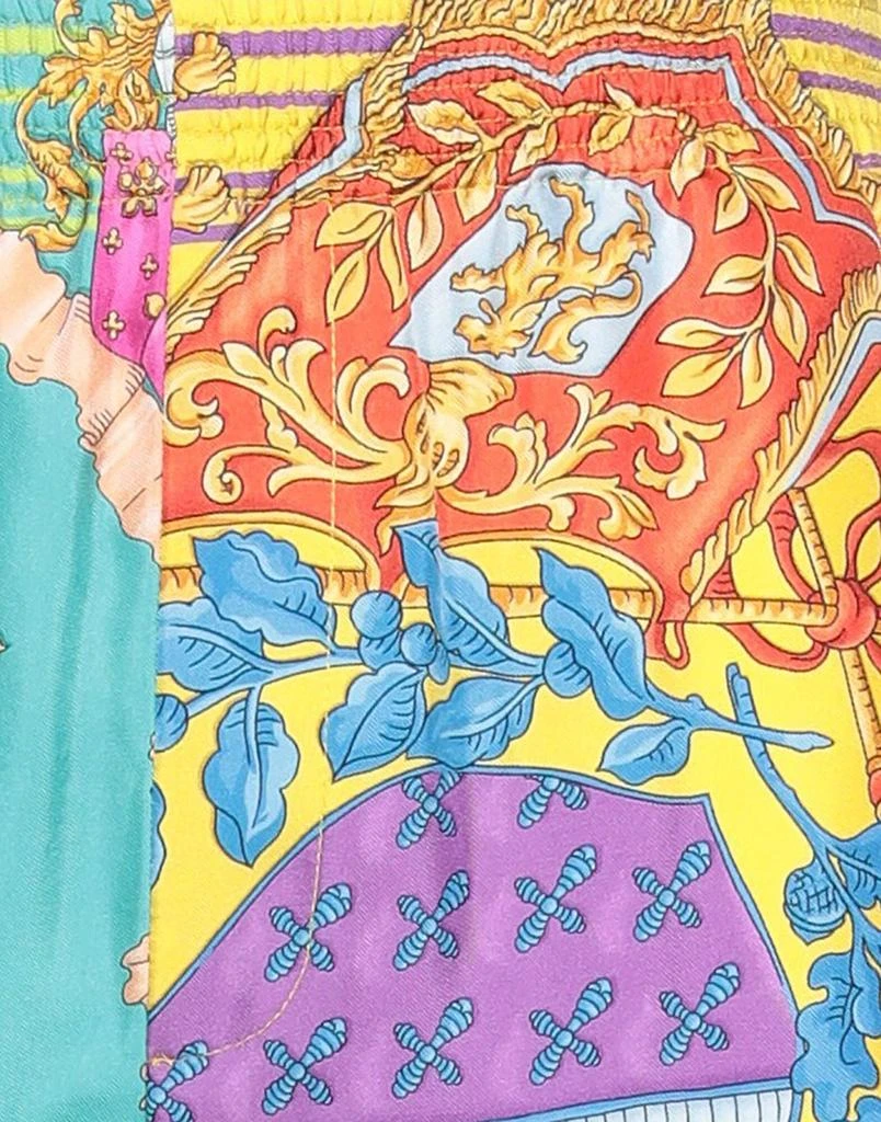 Versace Shorts
Bermuda 4