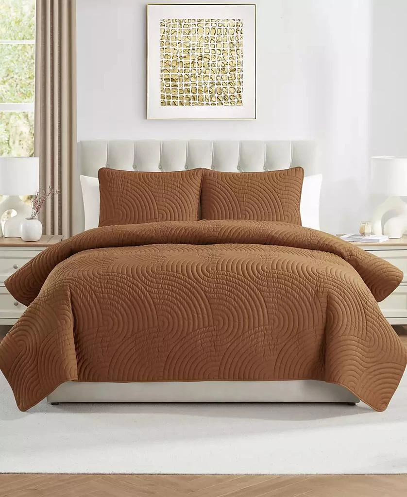 VCNY Home Sands 3-Piece Curved Quilt Set 1
