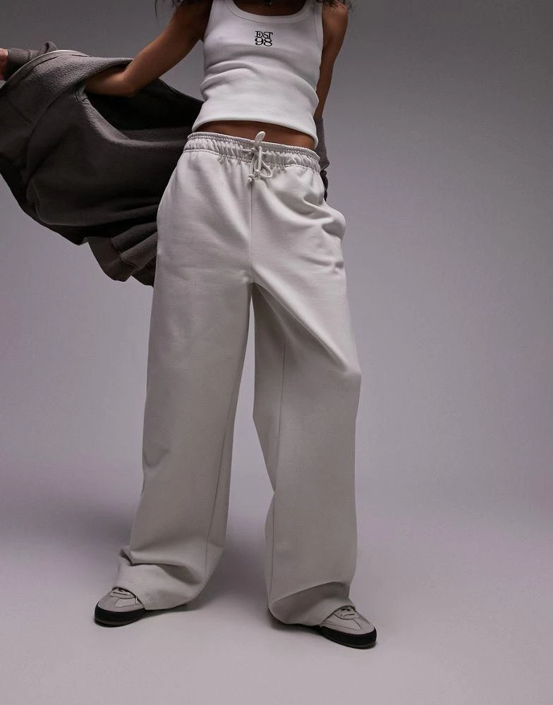 Topshop Topshop straight leg jogger in ecru 1