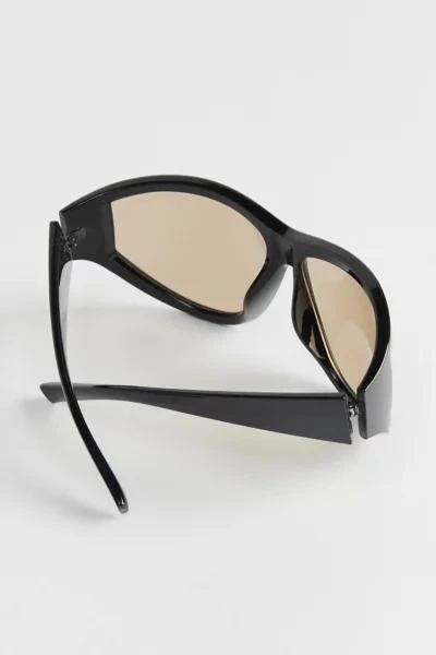 Urban Outfitters Cohen Oversized Wraparound Sunglasses 5
