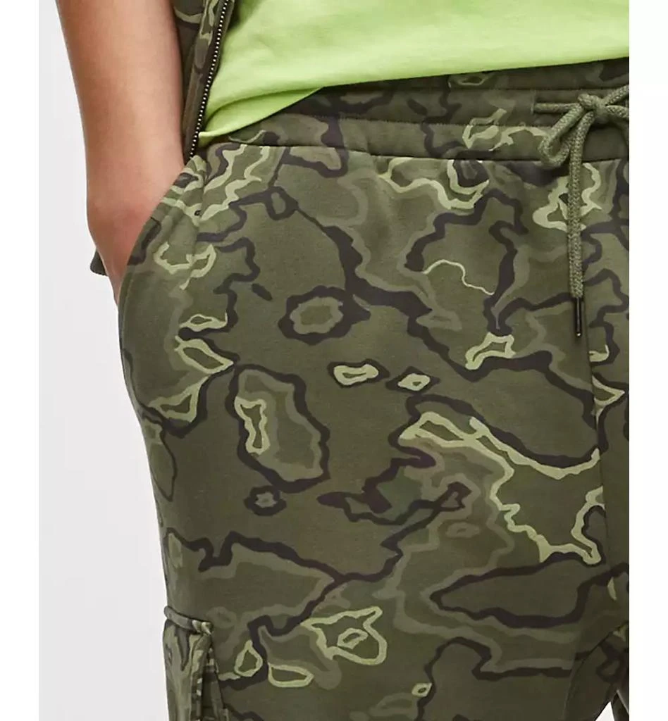 Mode of One Men's Regular-Fit Camo Cargo Jogger Pants, Exclusively at Macy's 9