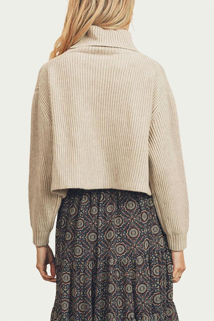 Dress Forum RIBBED-KNIT CROPPED TURTLENECK SWEATER