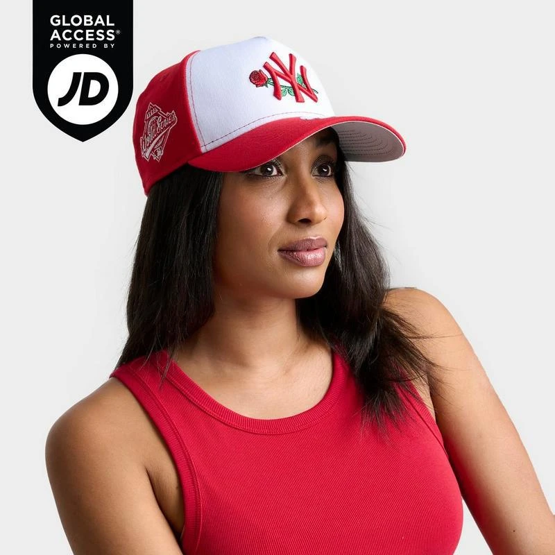 New Era Women\'s New York Yankees \'Rose Emblem\' 9FORTY Strapback New Era New York Yankees Classic Rose Trucker Edition 9Forty  main image 2