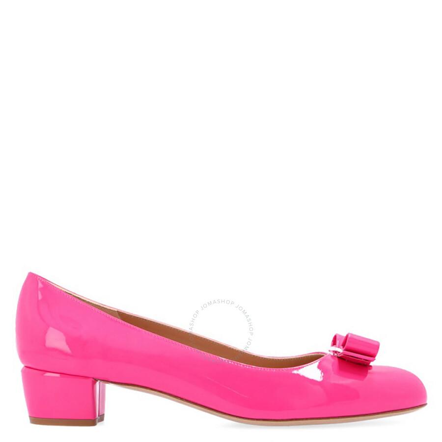 Salvatore Ferragamo Salvatore Ferragamo Ladies Hot Pink Vara Bow Pump Shoe