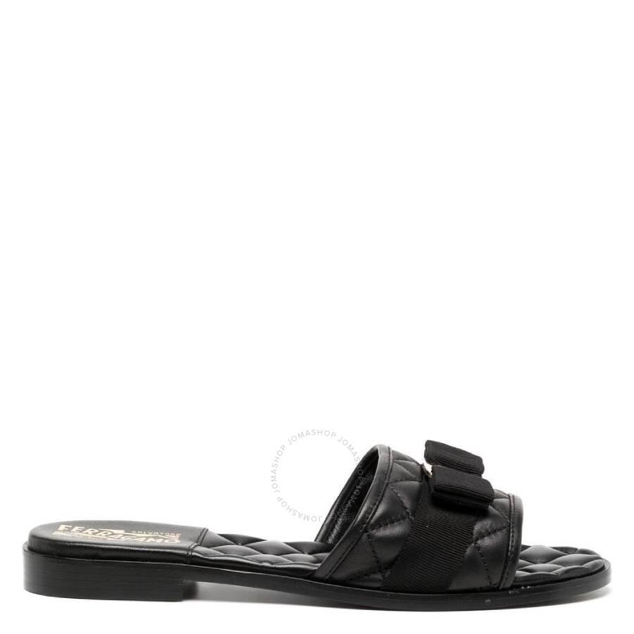 【送料&関税込】Ferragamo Black Fabric Slide Sandals Salvatore Ferragamo Black Fabric Slide Sandals - Slippers