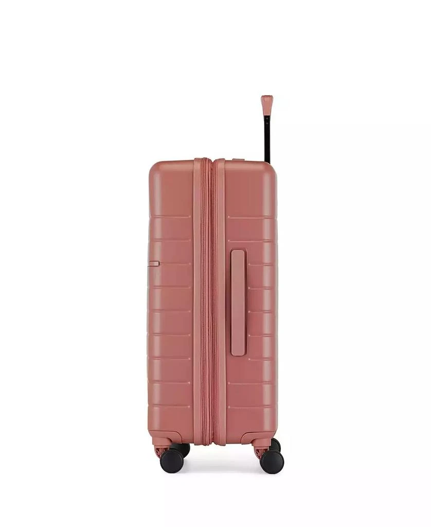Bugatti Munich 24" Upright Luggage 3