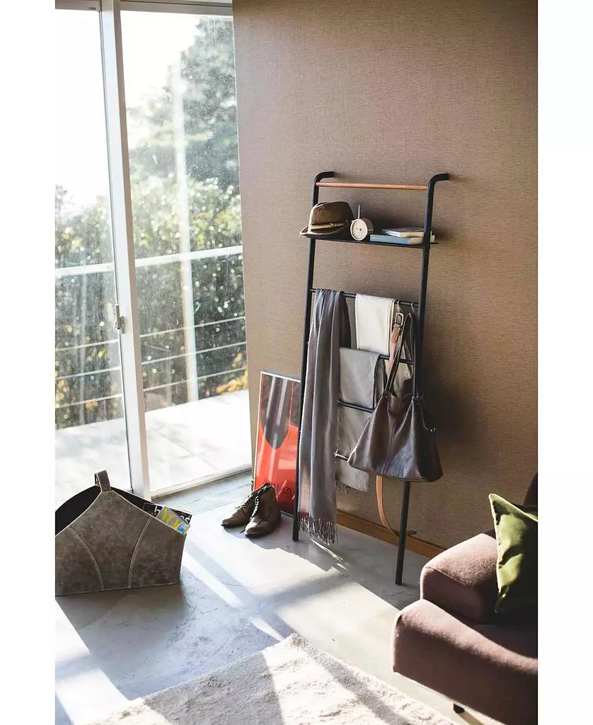Yamazaki Tower Leaning Ladder With Shelf 1