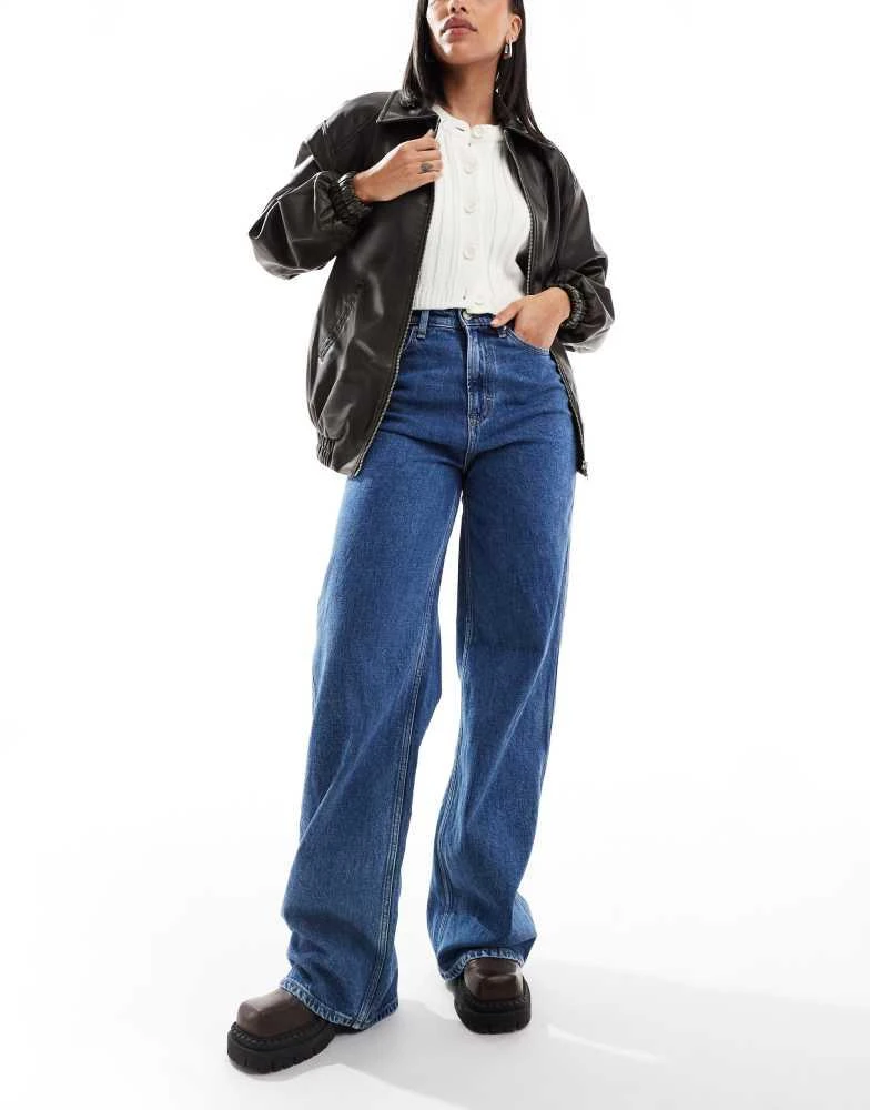 Tommy Jeans Tommy Jeans Claire high rise wide leg jeans in mid wash 1