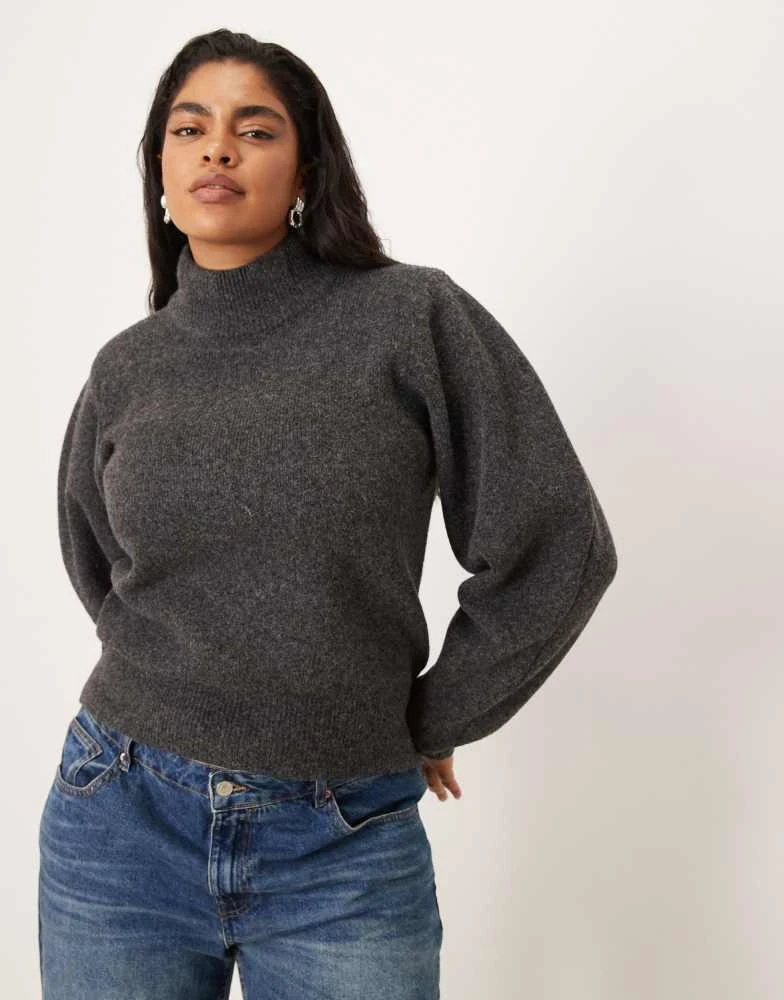 ASOS ASOS DESIGN Curve shoulder pad extreme sleeve waisted jumper in charcoal