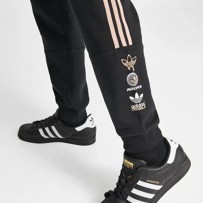 ADIDAS Men's adidas Originals Sticker Fleece Jogger Pants 9