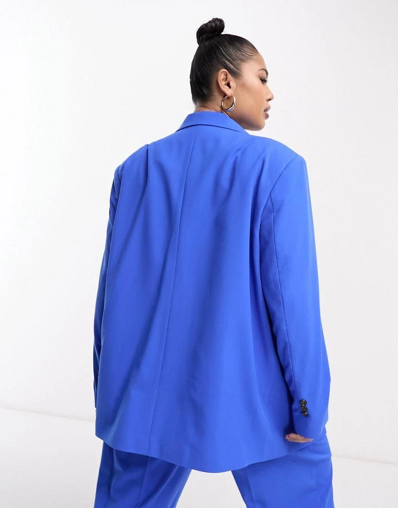 ASOS ASOS DESIGN Curve oversized suit blazer in electric blue 4