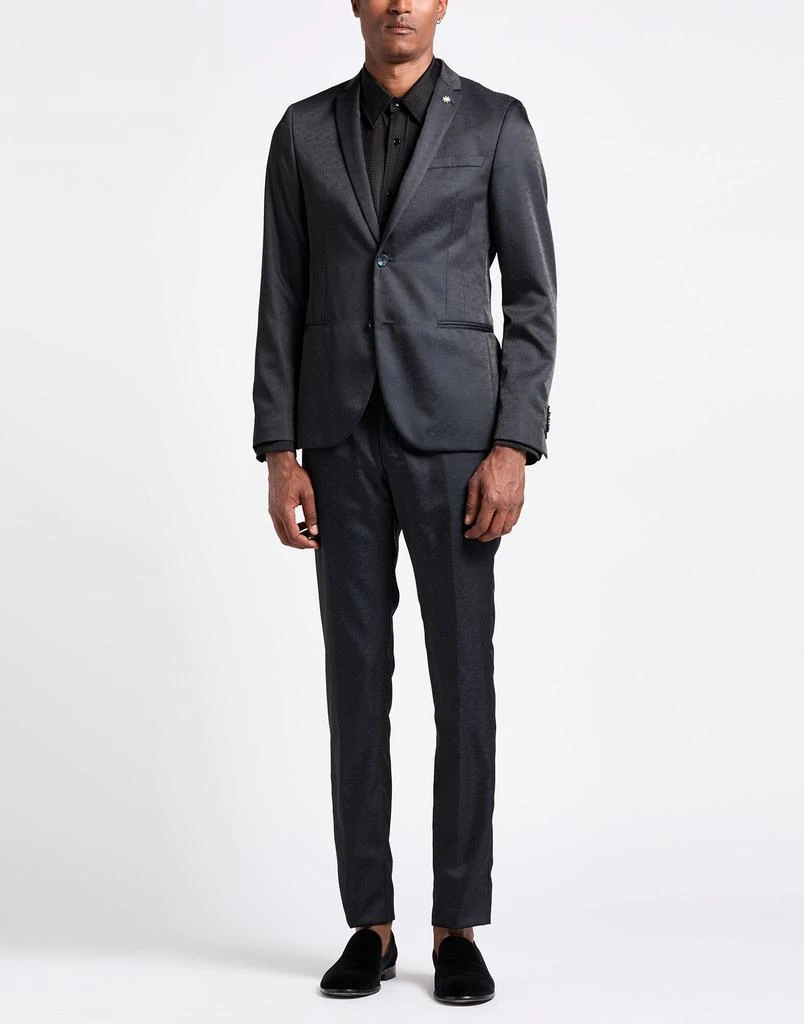 MANUEL RITZ Suits 2