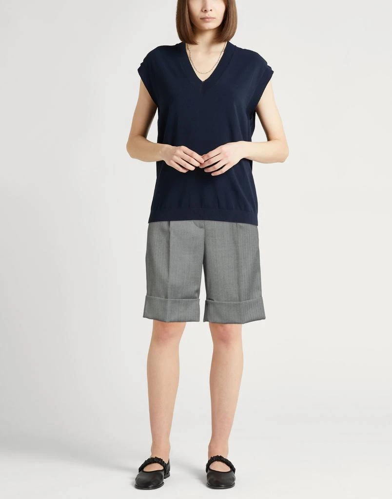 Thom Browne Shorts 
Bermuda 2
