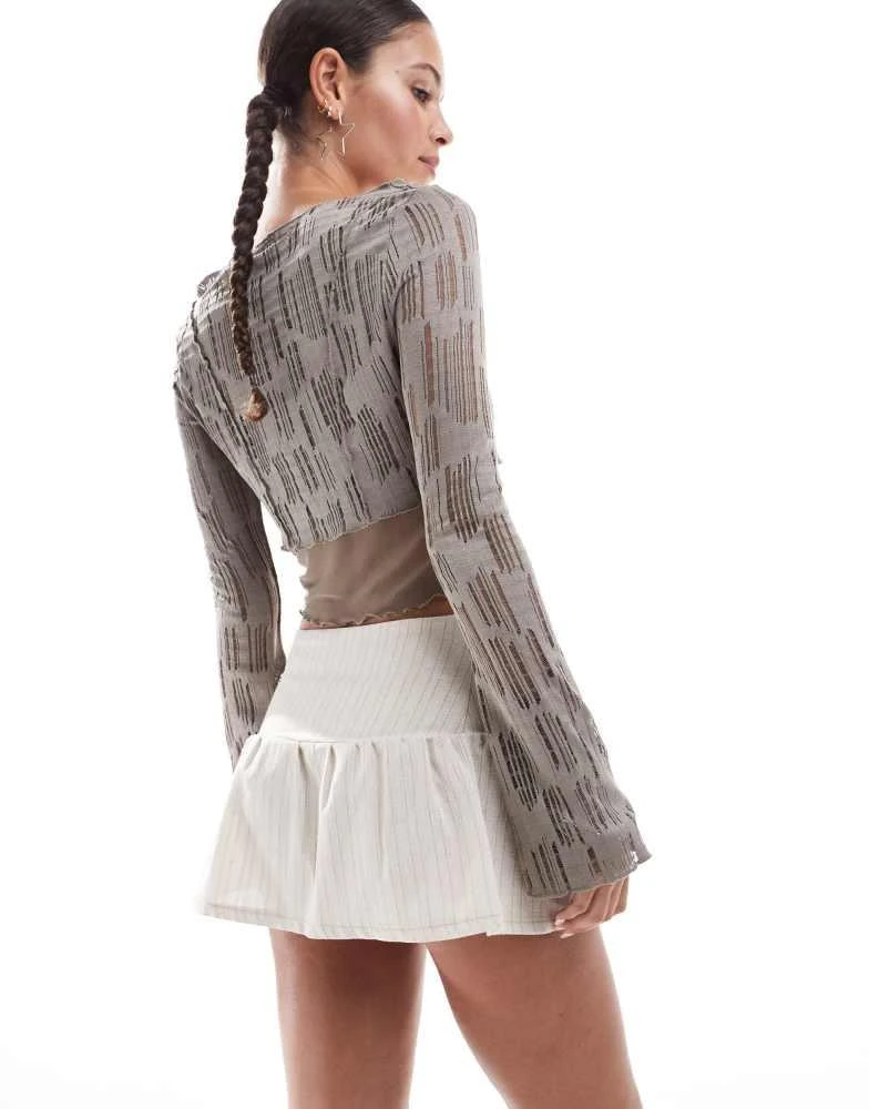 Daisy Street Daisy Street low rise drop waist mini puff skirt in natural cream stripe 5