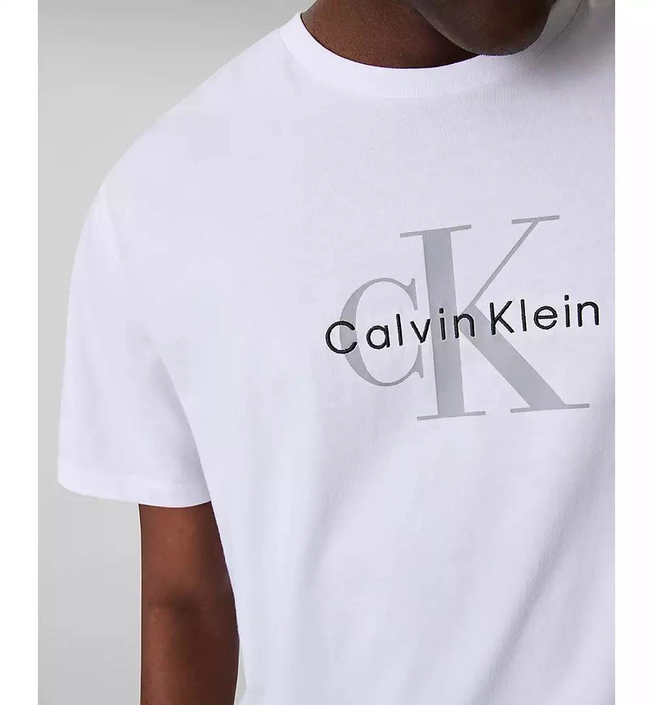 Calvin Klein Men
s Relaxed-Fit Logo T-Shirt 4