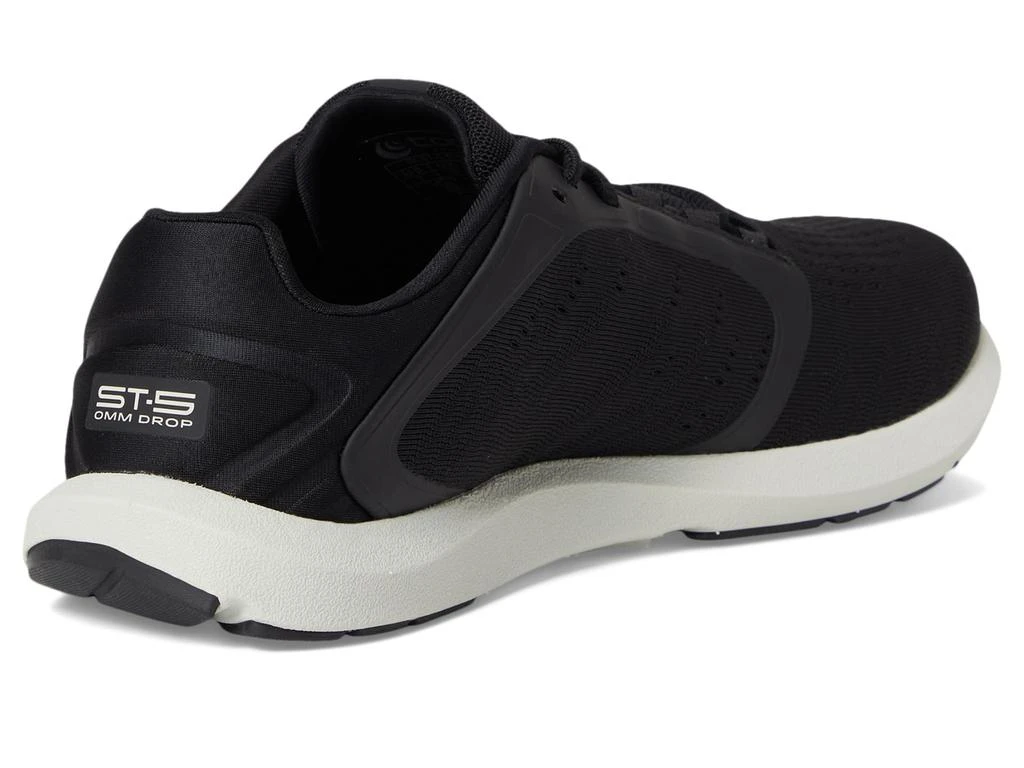 TOPO ATHLETIC ST-5 5
