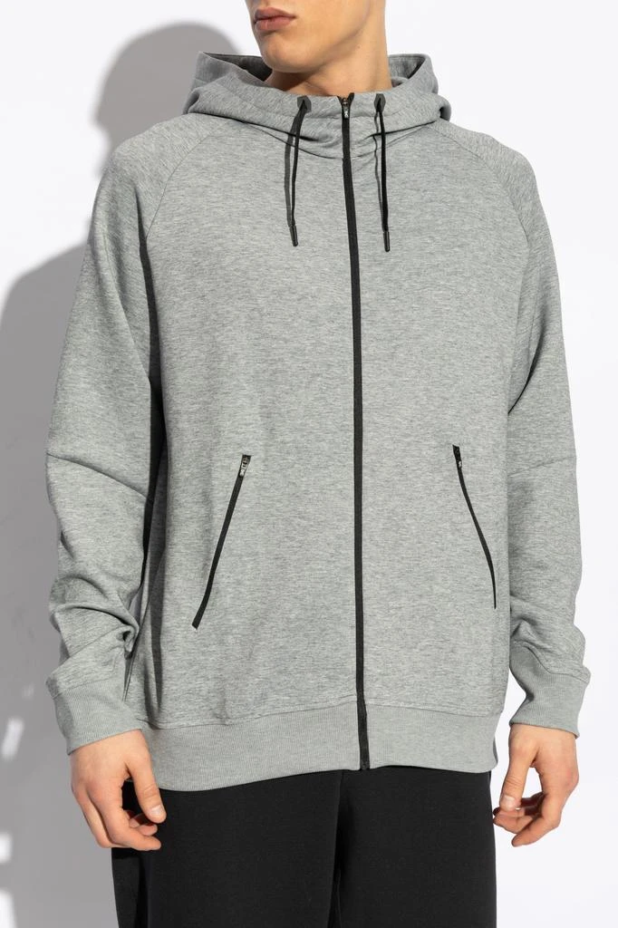 On Hoodie 3