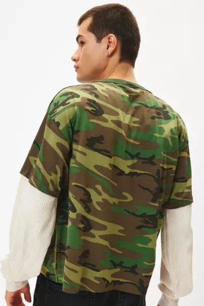 Urban Renewal ReMADE By UO Camo Thermal Double Layer Long Sleeve Tee 3