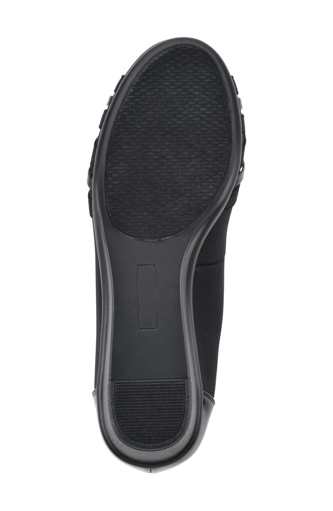 White Mountain Bowie Wedge Pump - Wide Width Available 5