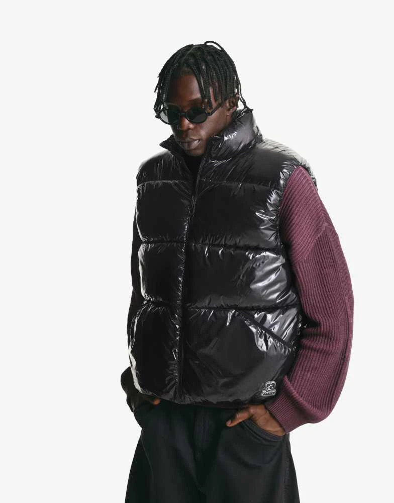 Bershka Bershka Puffer gilet in black