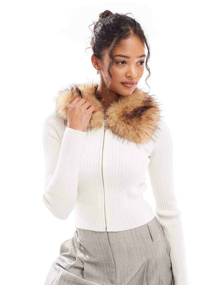 Bershka Bershka faux fur collar zip up knitted top in ecru