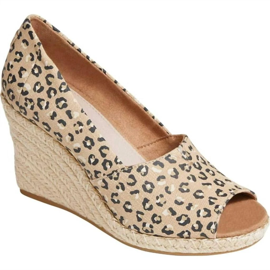 TOMS Women's Michelle Wedge In Natural Textured Cheetah 1