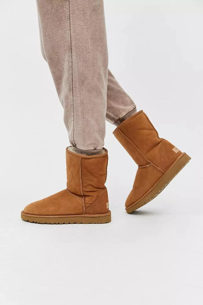 UGG UGG Women's Classic II Boot 4
