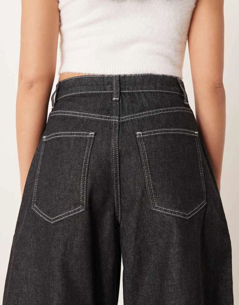 ASOS ASOS DESIGN cropped barrel leg jean with side panel in black 4