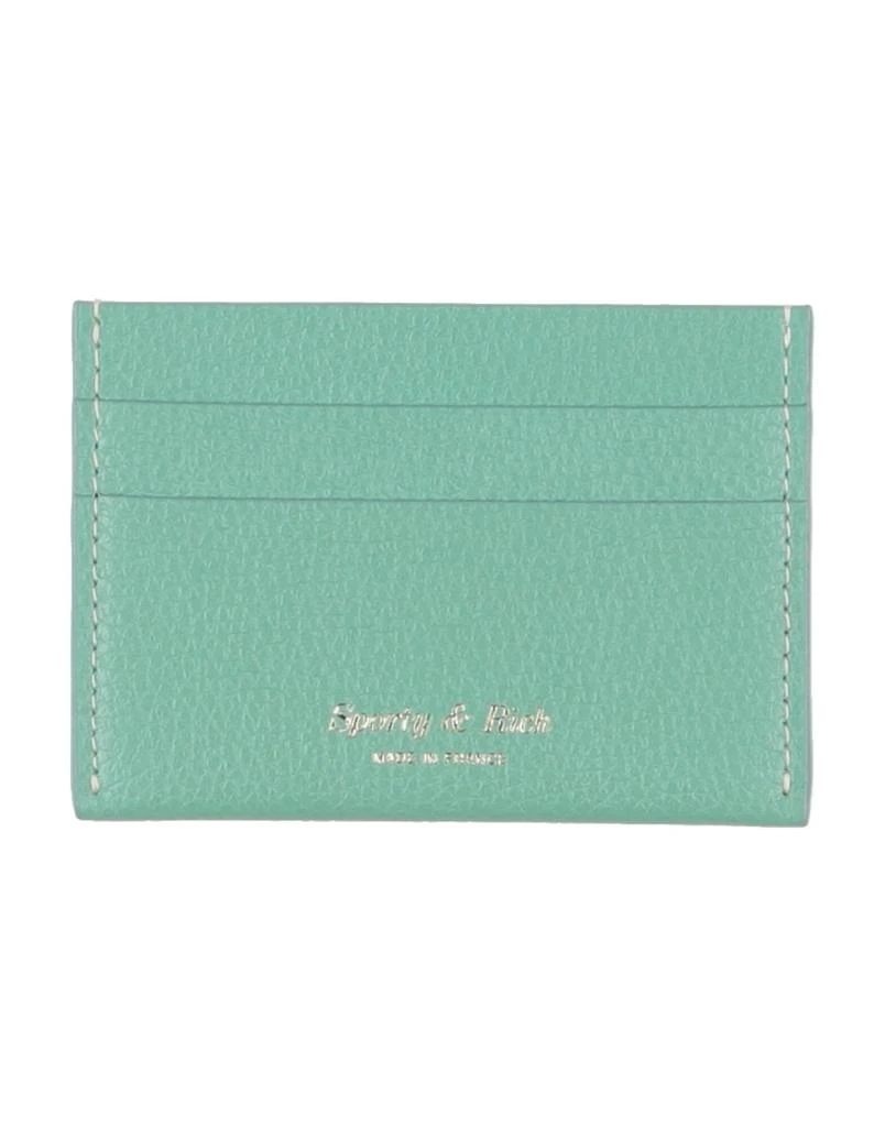 Sporty
Rich Cardholder