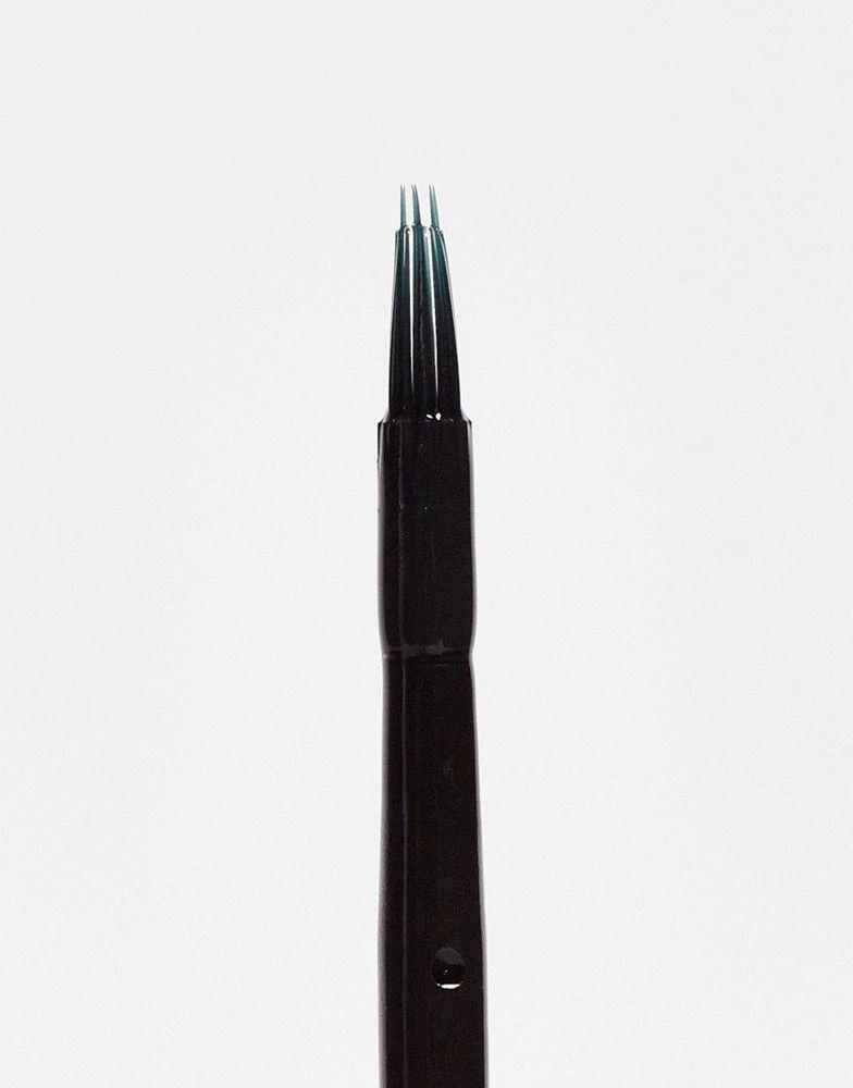 The Ordinary The Ordinary Multi-Peptide Lash and Brow Serum 4